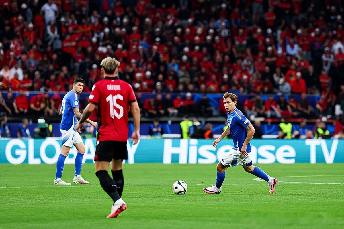 -包含意大利球队获得欧洲杯资格，备战下一阶段比赛的词条