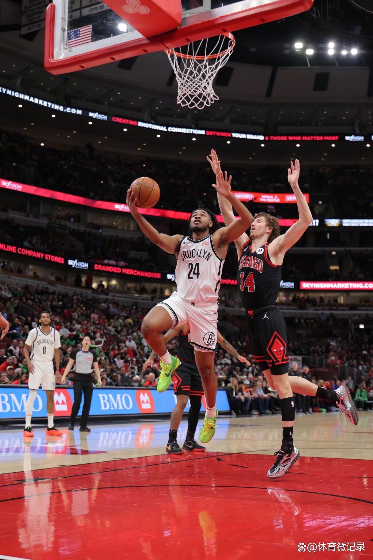 篮网豪取十连胜,继续领跑东部 篮网豪取十连胜,继续领跑东部