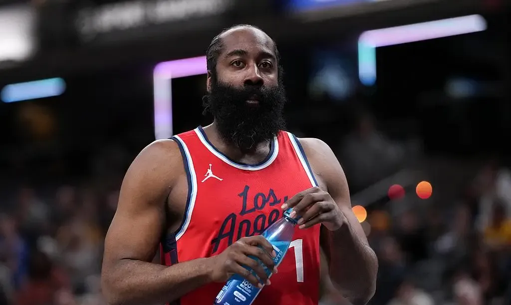 火箭逆转篮网,哈登砍下三双 火箭逆转篮网,哈登砍下三双