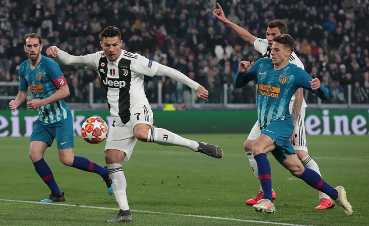 利物浦1-0淘汰尤文图斯进决赛后感人庆祝 利物浦1-0淘汰尤文图斯进决赛后感人庆祝