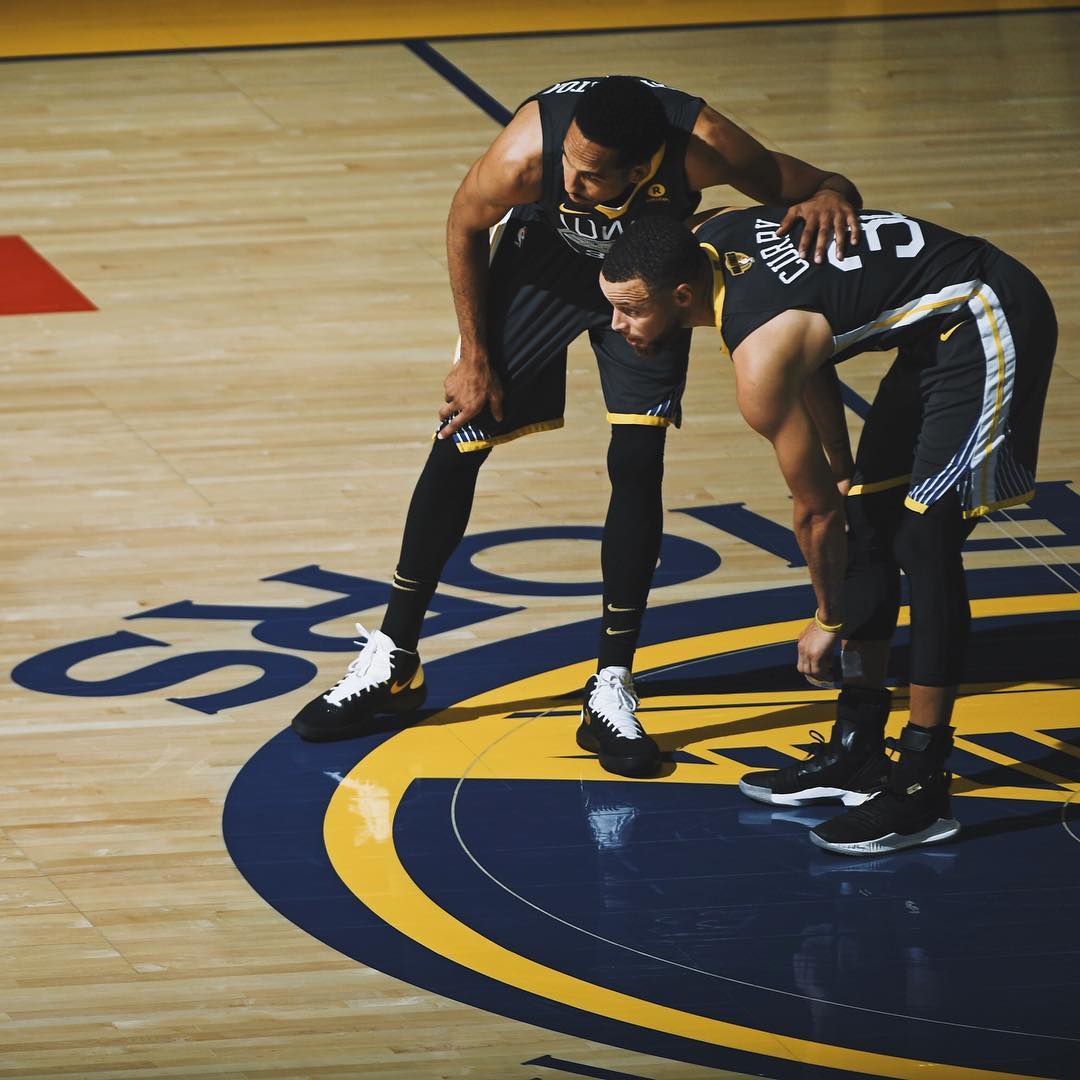 猛龙大胜黄蜂,劳里三分雨助攻胜利 猛龙大胜黄蜂,劳里三分雨助攻胜利