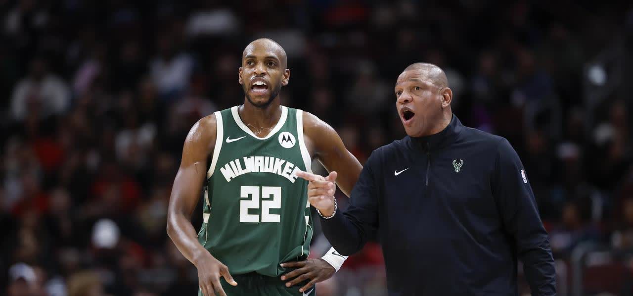 雄鹿负爵士,米德尔顿21分全力拼搏 雄鹿负爵士,米德尔顿21分全力拼搏